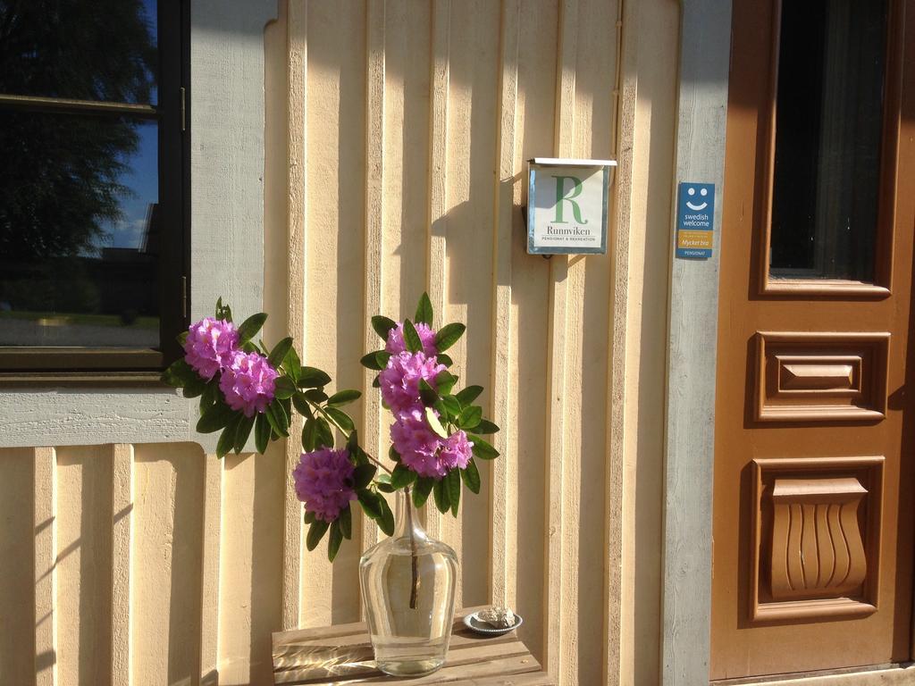 Runnvikens Pensionat Tystberga Exterior foto